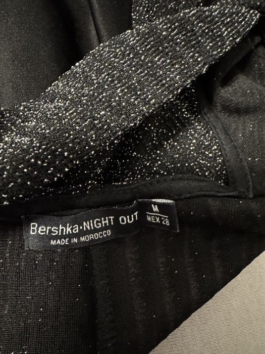 Body Bershka, marime M, pret 30 lei