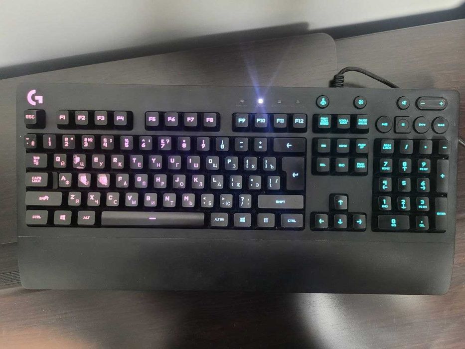 Logitech G213 Клавиатура