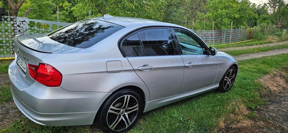 BMW e90 facelift