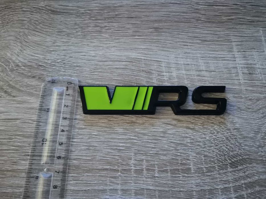 Skoda VRS Шкода ВРС надпис отровно зелено с черно
