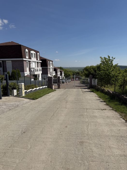 Casă de vânzare în Complexul Rezidențial „London House” – confort, liniște și intimitate.Persoana Privata