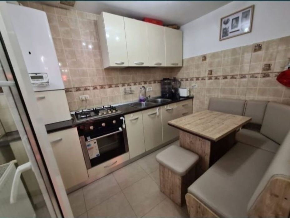 Vând casă în Tg Jiu (sau închiriez)