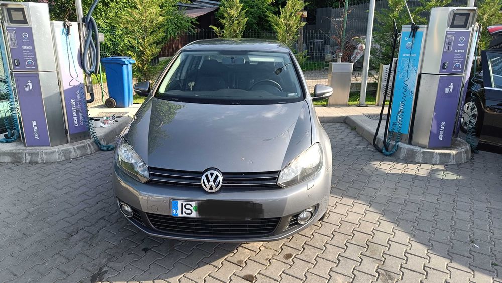 VOLKSWAGEN Golf 2010