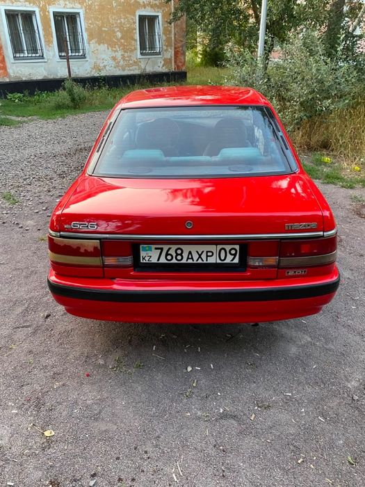 Продам машину Mazda