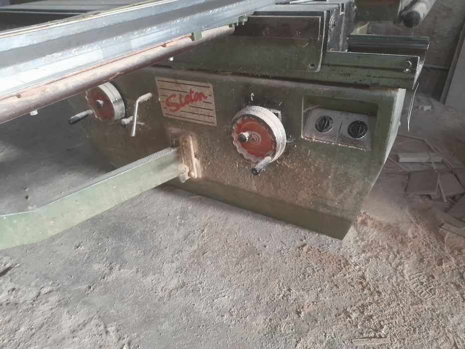 Circular cu freză