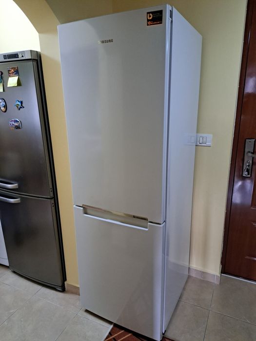 Combina frigorifica Gorenje 300L  /  Sharp 270L /  Samsung 311 L - Frigider