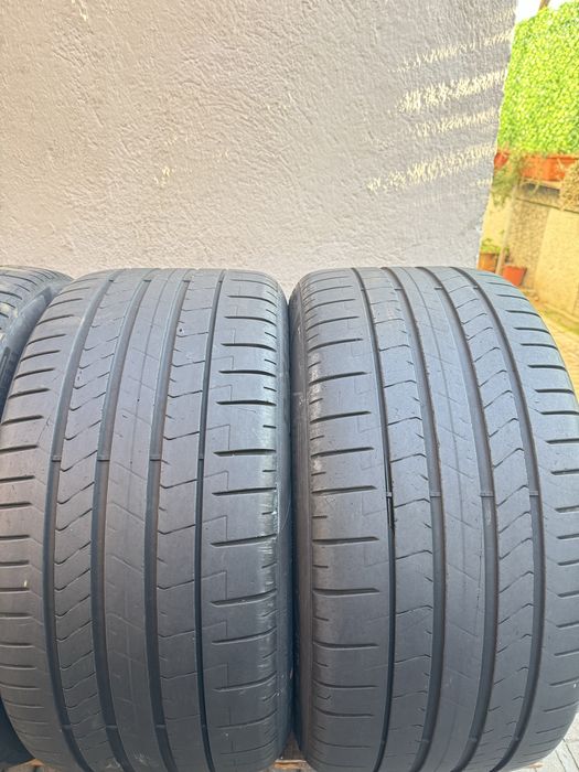 235 35 20 / 275 30 20 PIRELLI