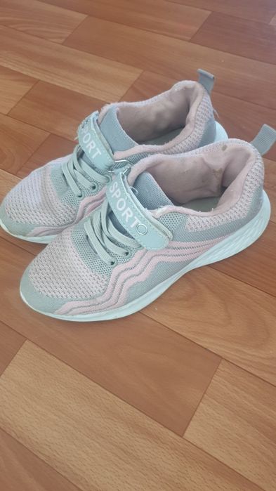 Обувь детская разная