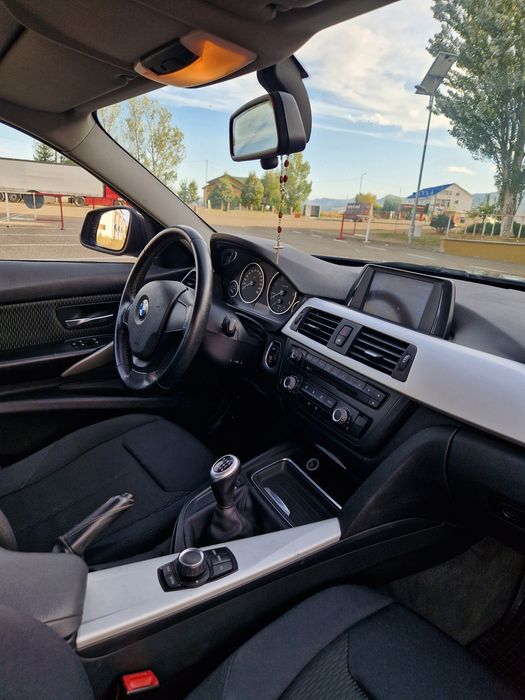 BMW Seria 3 F30 (316d)