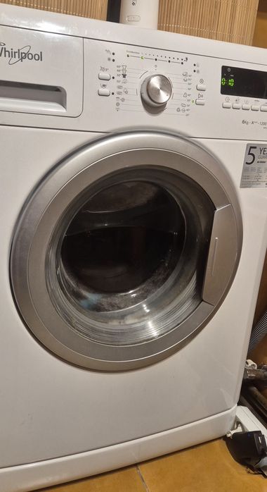 Masina de spalat slim Whirlpool 6kg 1200rpm