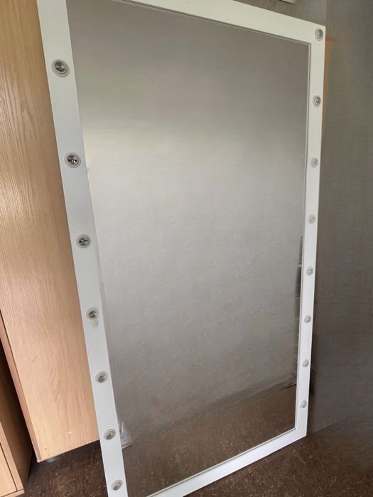 Зеркало гримерное в раме