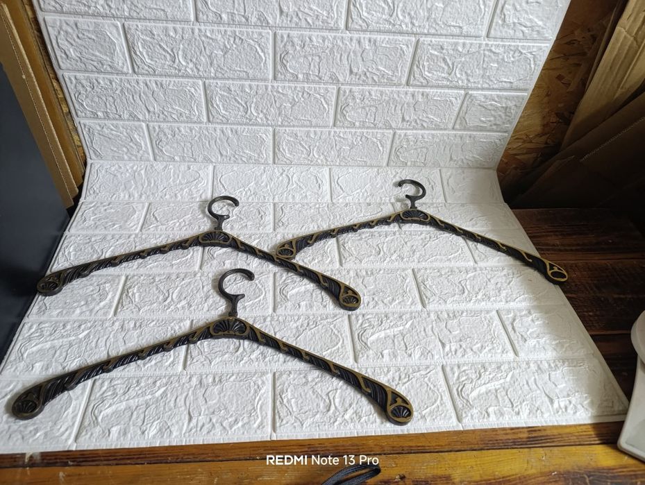 Vintage плътни бронзови закачалки