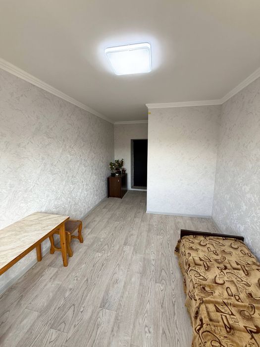 Прадаётся 1х 9микрарайоне АТС вдоль дороги 100 працентный маласемейка