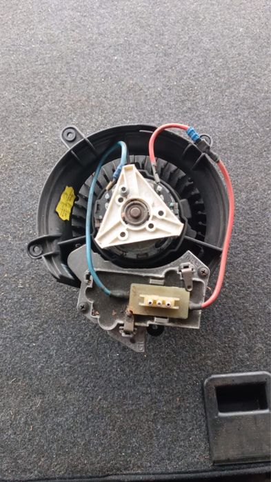 Моторчик печки w210 w202 мерседес