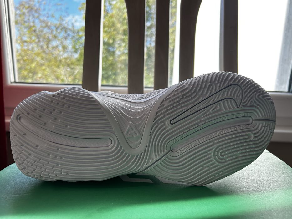 Баскетболни маратонки Nike