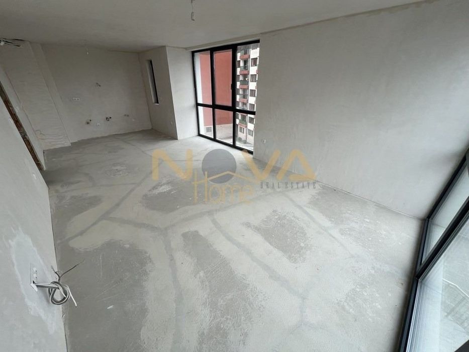 3-стаен в Варна-Бриз площ 105 цена 210000