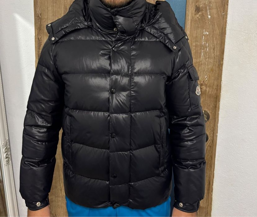 Vand Geaca Moncler marimea M