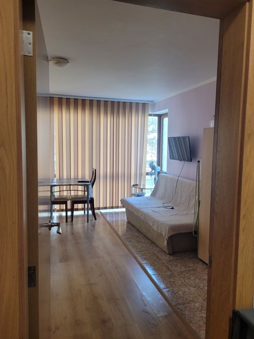 Под наем обзаведено студио в Слънчев брягяг