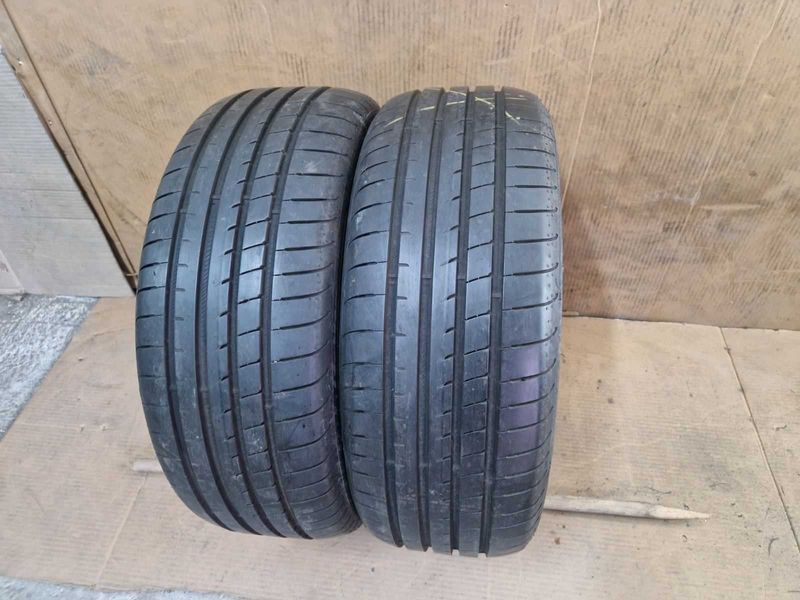 2 Goodyear R18 215/45
летни гуми
DOT4420