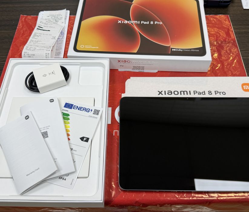 КАТО НОВ 128GB Xiaomi Pad 8 Pro Гаранция Technopolis 2028г. Graphite Gray | Сив