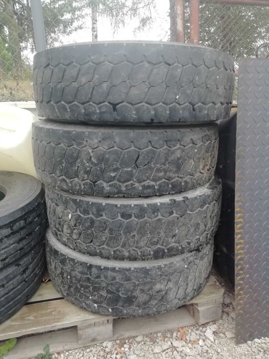 Гуми 285/70/19.5