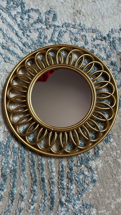 Продам насстенные часы