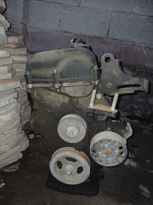 Продам двигатель.