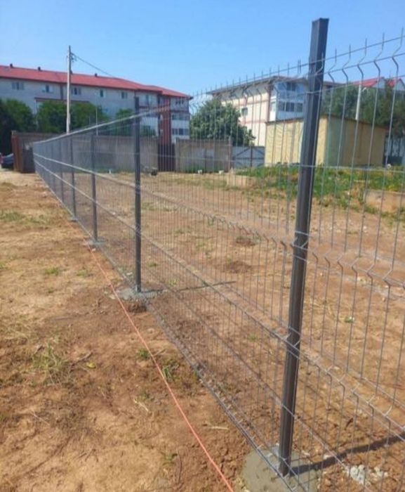 Meșter la garduri cu experiență în domeniul de peste 15 ani în constru