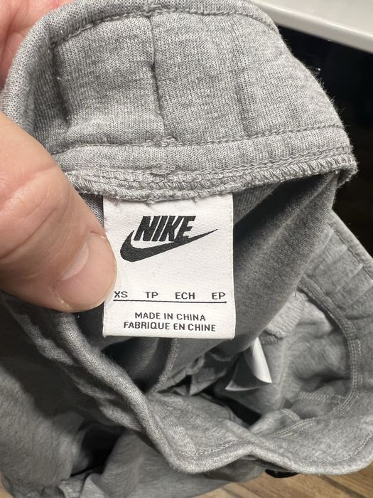 Nike Tech Fleece Utility size XS