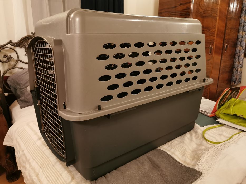 Транспортна клетка за куче