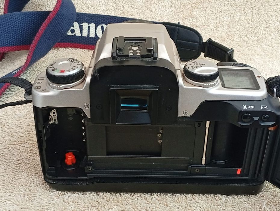 Aparat foto Canon EOS 50E