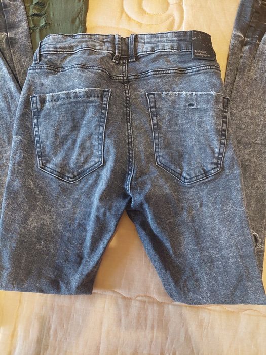 Дамски дънки ,,С,,размер