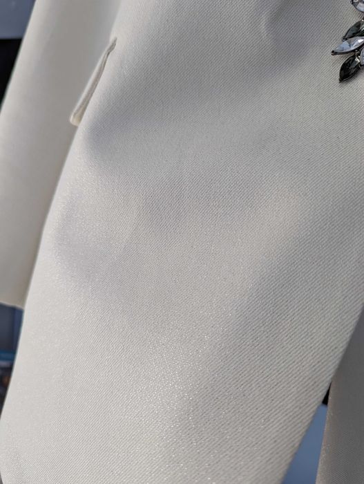 Costum de gala femeie alb crem (ivoire)