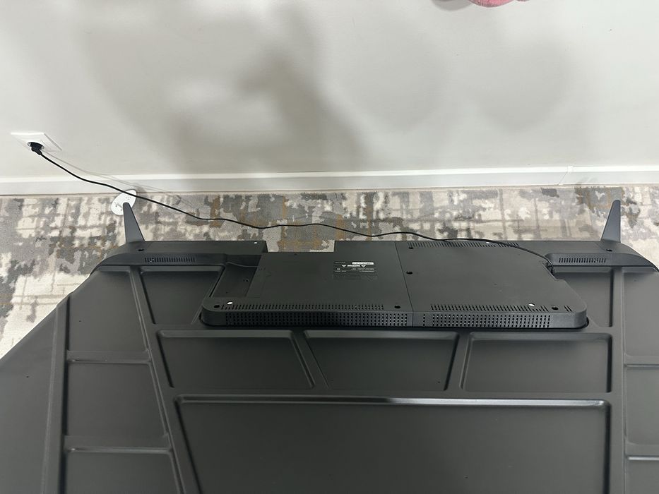 Телевизор LG 65 дюм
