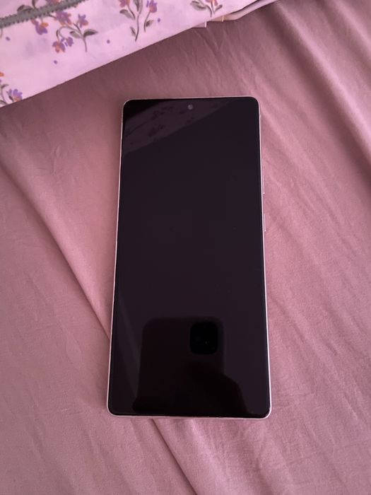 Самсунг S10 Lite