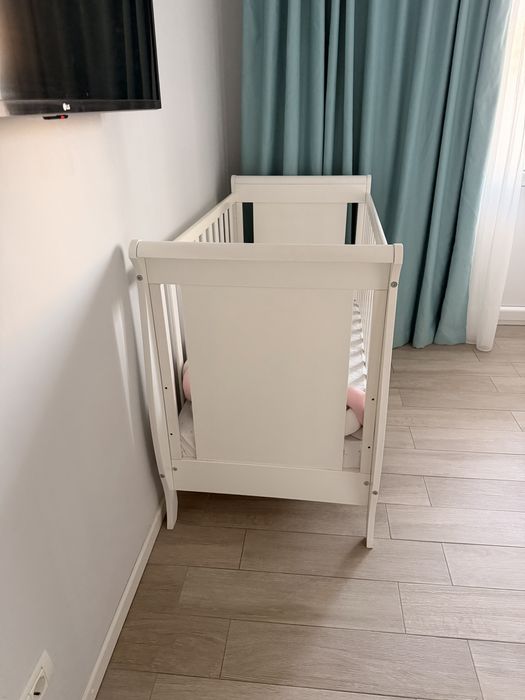 Patut pentru copii BabyMatters Nido, din lemn masiv, 120x60 cm, cu saltea de cocos inclusa