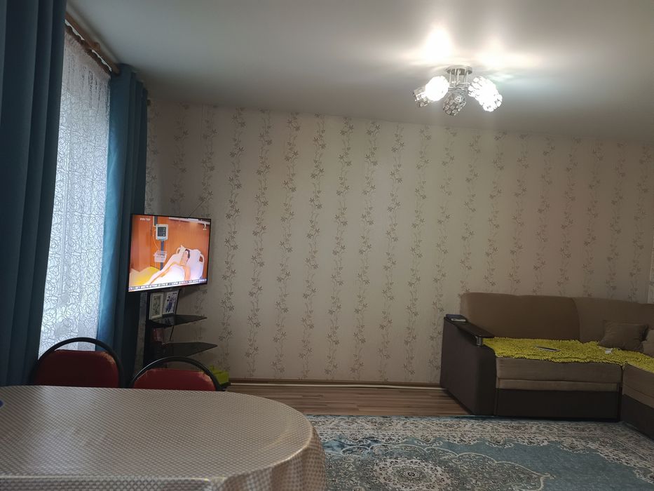 Продам квартиру 3 ком срочно.