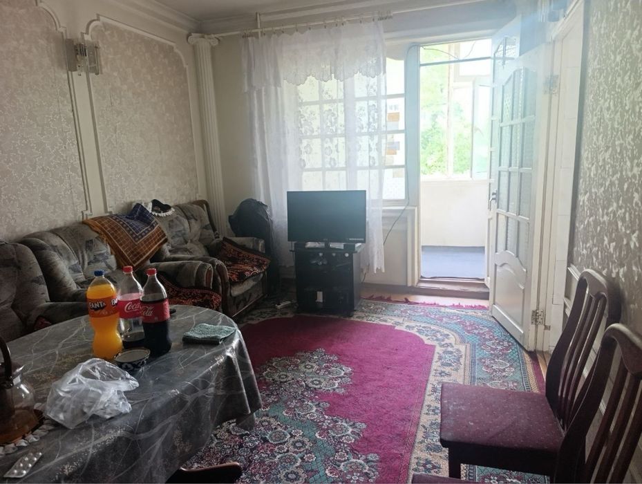 Продается квартира, Мирабадский р-н, Куйлюк Массив 1 3/2/4 не торец