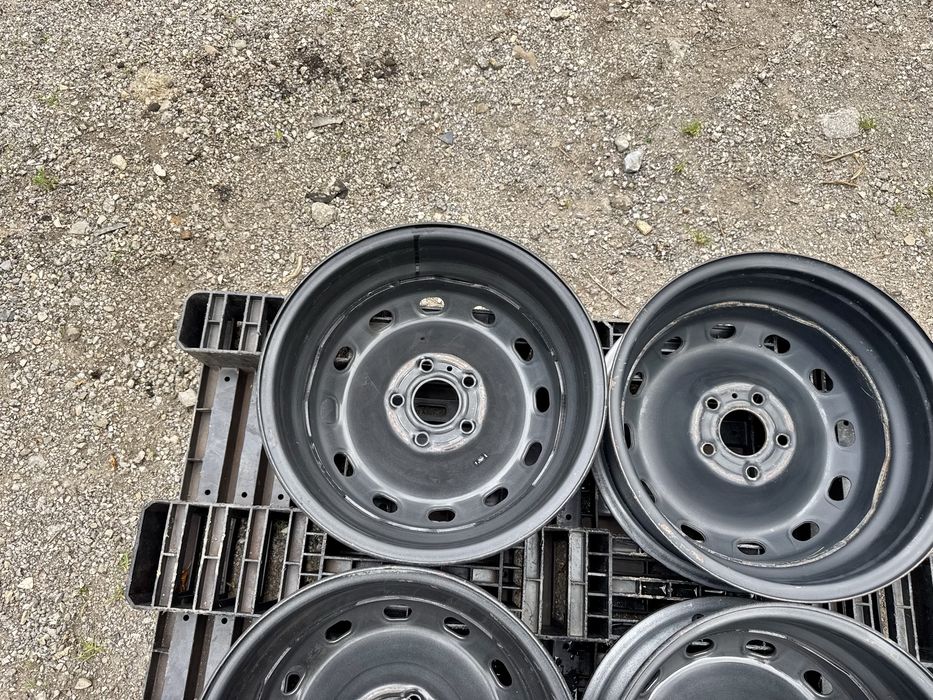 4бр.Оригинални джанти 16" 5x114.3 за Renault Trafic,Opel Vivaro,Duster