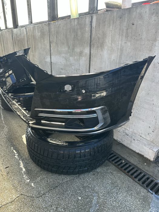 Audi A8 D5 предна броня ОЕ