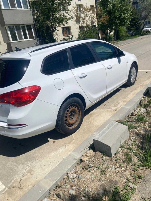 De vânzare Opel Astra Sports Tourer