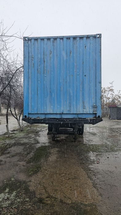 Полу прицеп сотилади