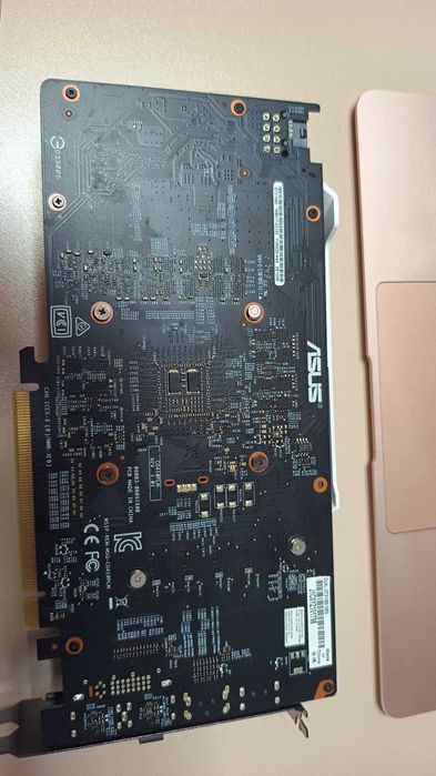 Vand placa video Asus GTX 1060 - 6 GB RAM