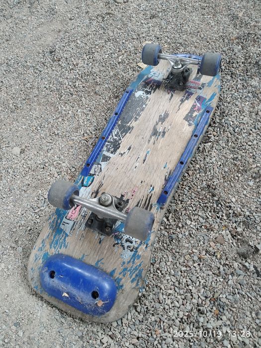 Скейт б.у не новый