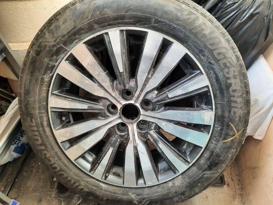 Шины с оригинальными дисками