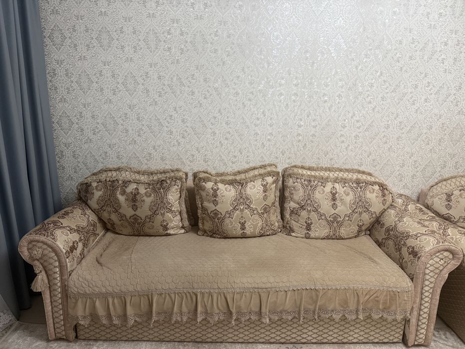 Продам диван 3 местный и 2 местный