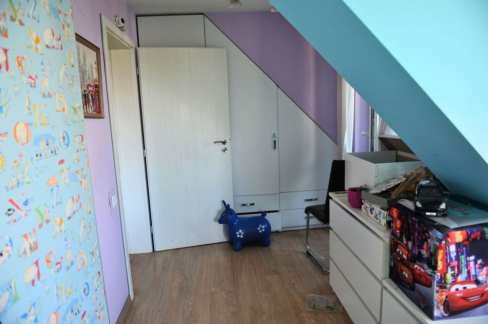 Продава се Четиристаен апартамент в София, Стрелбище - 200 кв.м за 1900 €/кв.м - Снимка #10