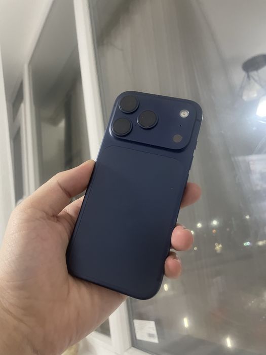 продаю айфон 17про 256гб в идеале