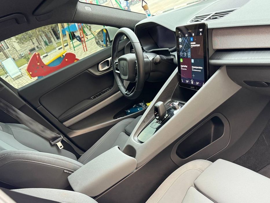 Volvo Polestar-2 СРОЧНО продаётся.