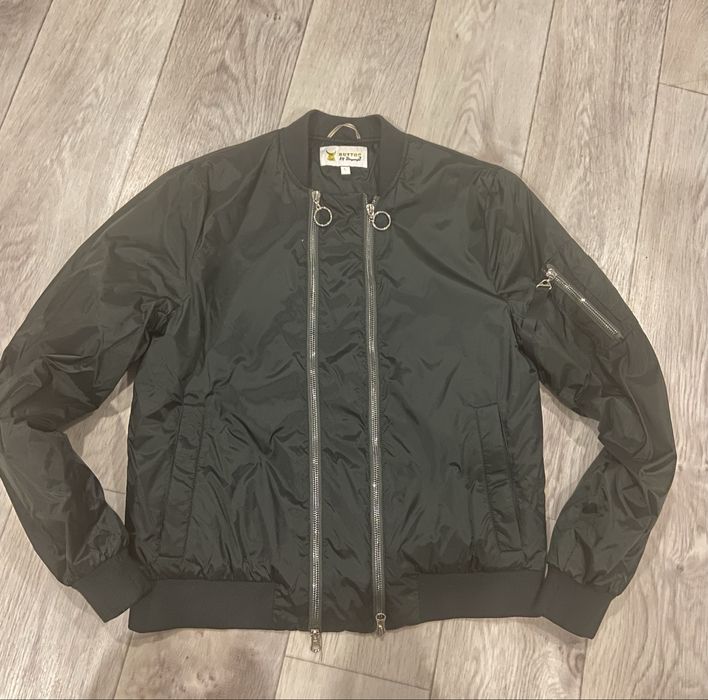 Бомбер женский демисезонный